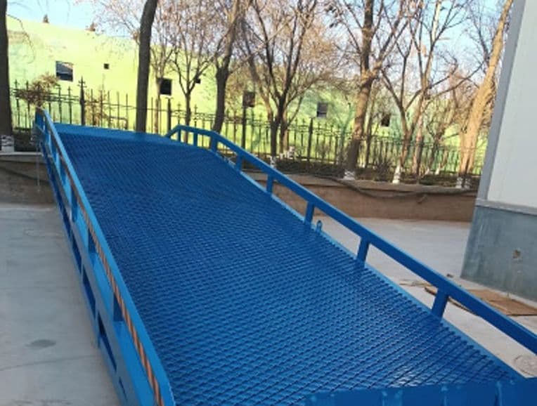 DCQY 12-1.8 Dock Ramp photo 2