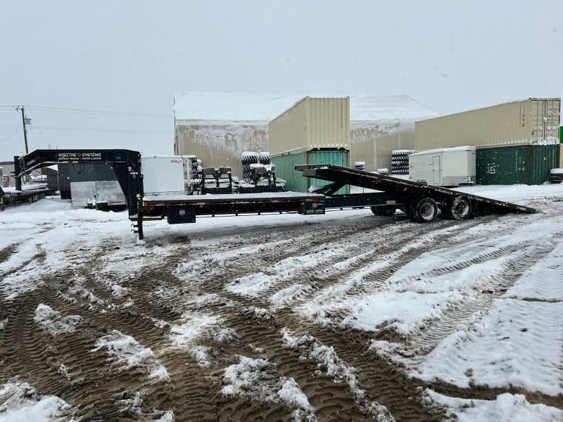 Equipment Trailers photo 9